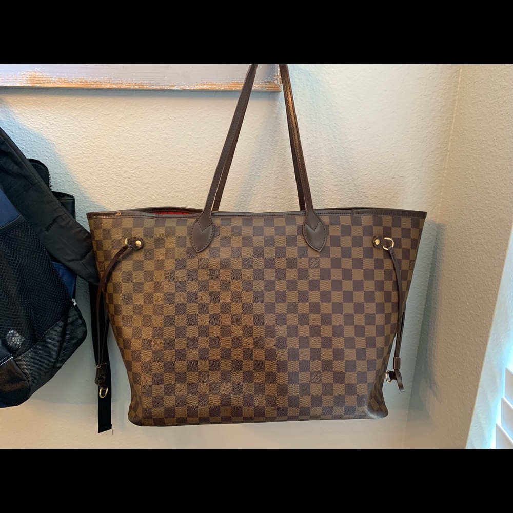 Authentic GM NEVERFULL Louis Vuitton!